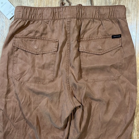 NWT Sanctuary Tencel Joggers in Praline Women's Medium M New Pants Brown Pockets - Picture 7 of 15